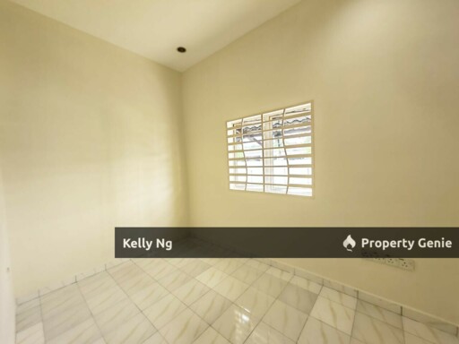 Sngle Stty Corner Partially Furnished House At Tmn Melawis Teluk Pulai Klang For Rent