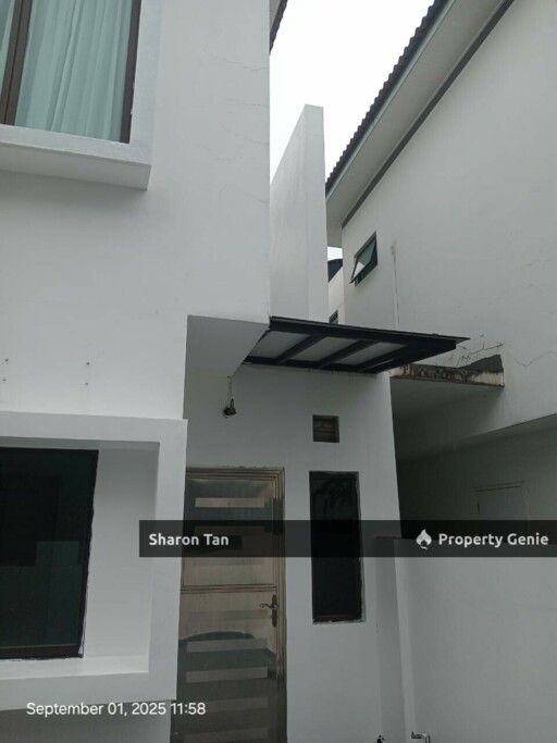 2 Storey Cluster House Taman Kota Masai Freehold Non Bumi Lot Vacant near Lotus