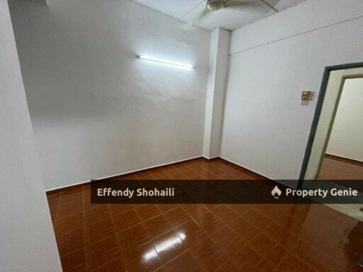 PUTRI APARTMENT SETIAWANGSA WANGSA MAJU