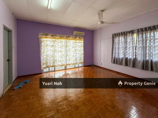 Corner Lot Double Storey Taman Saujana Puchong SP10