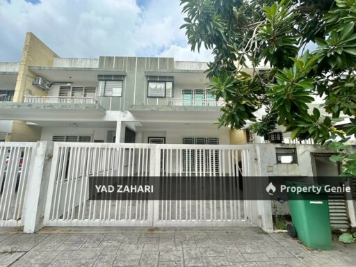 The Terresse, Bandar Puteri Bangi | Superlink 4+1 Rooms | RM670K- Semi Furnished, Spacious Unit & Nearby Exit Highway