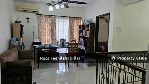 Double Storey Semi Detached Taman Setia 2 Negotiable