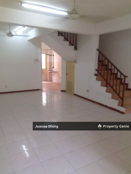Subang 2-3 Storey Terrace House