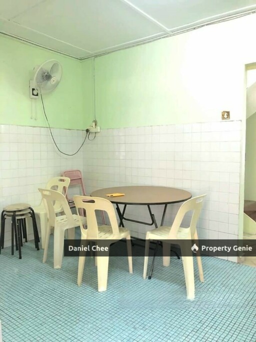 Pengkalan Semi Furnished Double Storey Terrace House FOR RENT