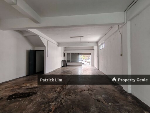 Melaka Baru Batu Berendam [Ground Floor] Shop Lot For Rent