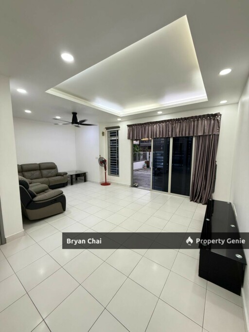 Golf East Horizon Hills Double Storey For Rent