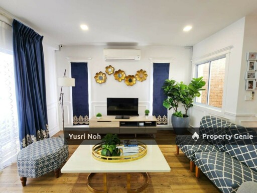 RENOVATED ENDLOT Double Storey The Clover Homes Taman Semanggi Semenyih