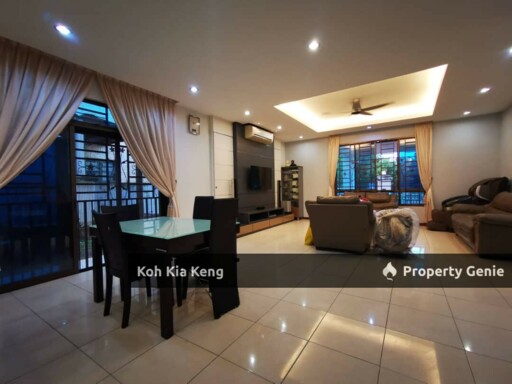 Lake Villas @ Austin Perdana