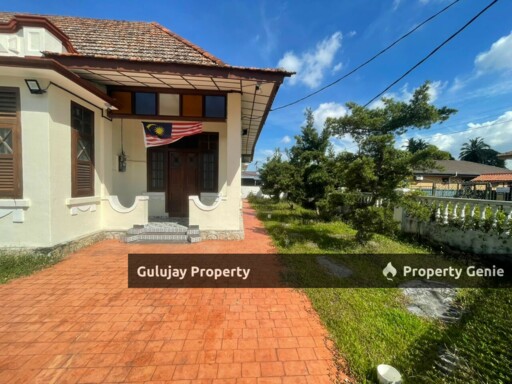 1 Storey Bungalow Retro Style At Limbongan For Sales