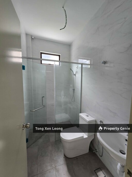 Single Storey Cluster @ Bandar Botani Parkland For Sale !!