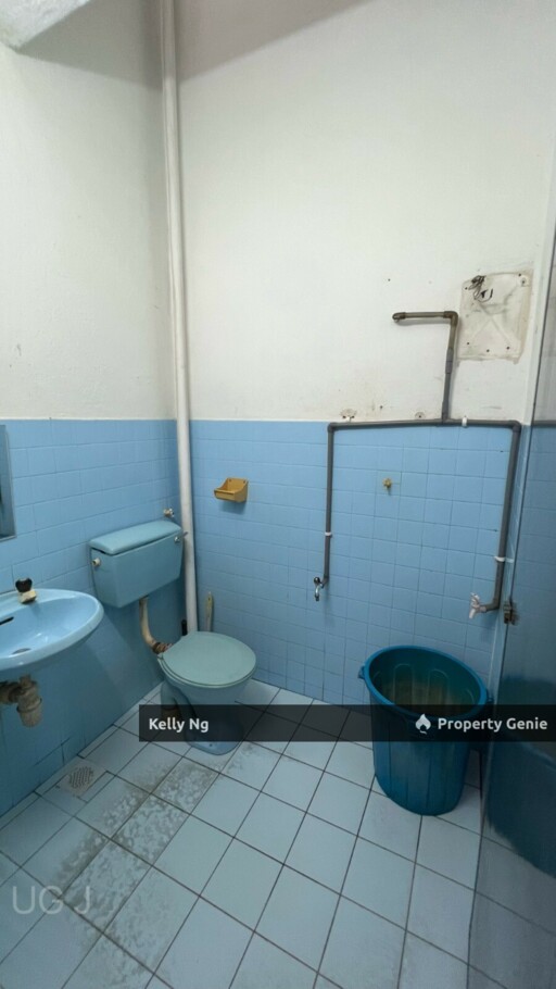 2 Sty House At Taman. Klang Utama For Rent & Sale