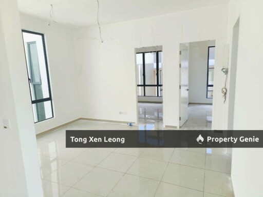 2 Storey Semi-D For Sale @ Country Villas Resort !! Brand New Unit !!