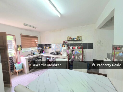 Fully Renovated & " Bebas Banjir" | 'Teres 2 Tingkat Seksyen 18, Shah Alam