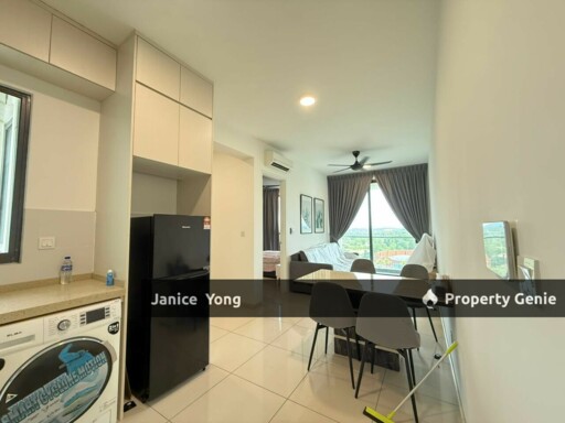 The M Macrolink @ Medini