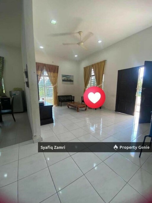 Renovated Semi-D Tmn Pelindung Pantai, Beserah