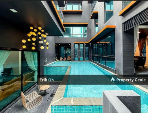 Luxury Bungalow Sering Ukay for Sale 3Storey