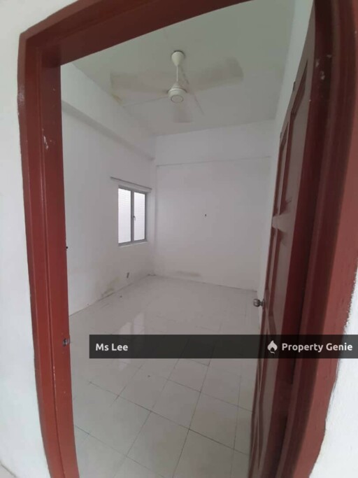 2nd floor Shop Apartment RM 550-Taman Millenum Sentosa @ Klang -Ready Now