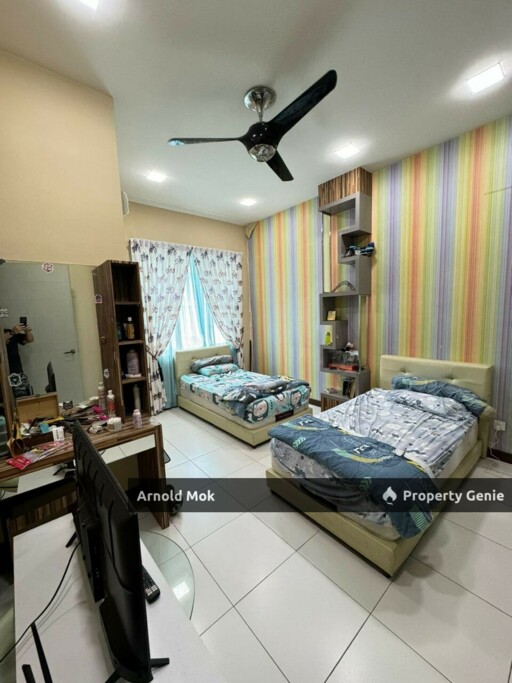 3 Storey Semi D at Park View Bandar Seri Alam for Sale