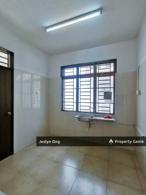 2 Storey Terrace House ( End Lot ) @ Bandar Dato Onn for Sale