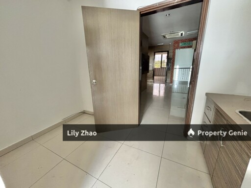 Premium Corporate Office, Move-in Ready, Renovated, Partially Furnished, 3rd Floor, Prestigious Business Address📍Sadong Jaya, Kota Kinabalu City Centre, Sabah