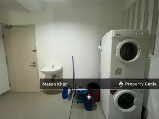 GURNEY PARAGON RESIDENCES WEST TOWER TYPE A 2810sf PERSIARAN GURNEY DRIVE