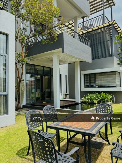 Ozana Villa 3.5 Storey Luxury Bungalow