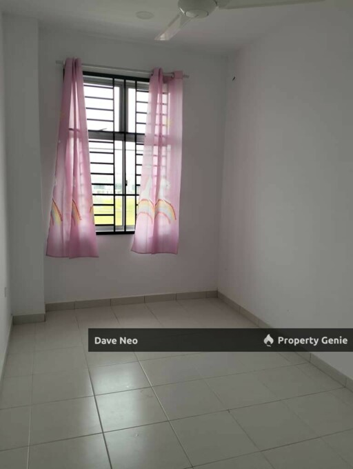 Taman Pulai Mutiara • 4Beds 3Baths • Partial Furnished • Gated & Guarded