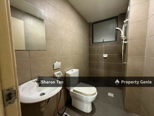 Arc Hill 3B2B Apartment Tmn Daya, Setia Indah, Dato Onn, Mount Austin