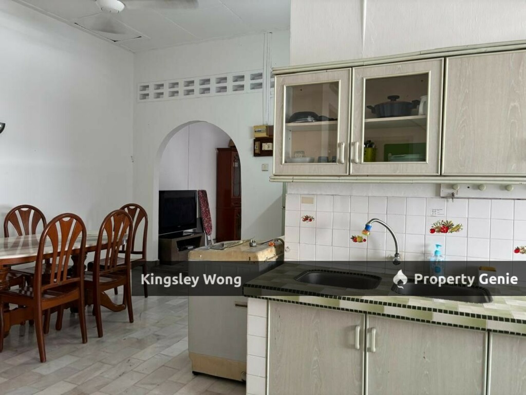 Canning Garden,Ipoh Single Storey Intermediate Corner Fully Furniture Move in Condition