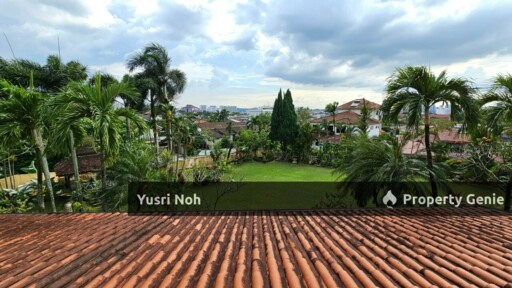 Freehold Double Storey Bungalow With Huge Land @ Bukit Gasing, Petaling Jaya