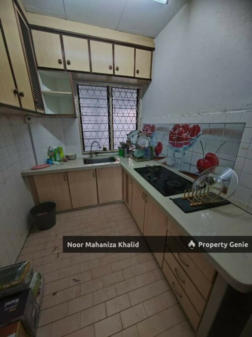Kastella Court Apartment, Jalan Padang Tembak, Air Hitam Peneng.