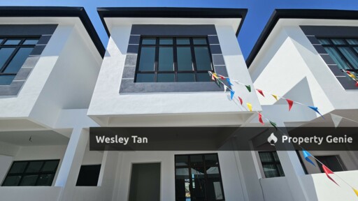 Cheng New Bumi 2 Storey Teres Freehold 4rooms 5mins To Cheng Lotus MBB