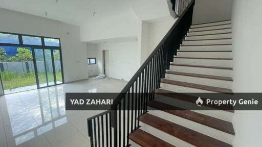 Broadleaf Residences, Kota Kemuning | 3-Storey Semi-D 6+1 Bedrooms | RM2.43M - Corner Unit Wit Landscape & Clubhouse Facilities