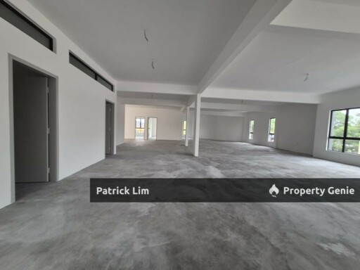 Taman Megah Bukit Beruang ShopLot🔥For Sale🔥