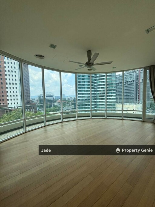 Low Density Oval KLCC Sky Villa Opposite Park near MRT