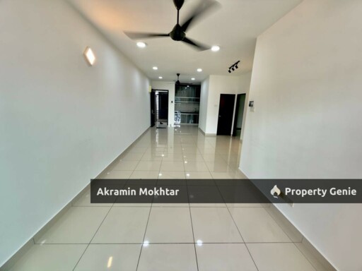 Freehold, Corner Unit & 2 Parking | Residensi Zamrud Kajang 2, Kajang Selangor .