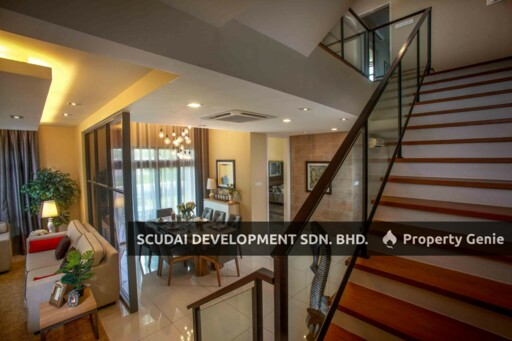 Semi-D in Indah Heights