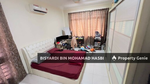 2 Unit Sekali Side By Side 1 Owner Renovated 1.5 Storey Bungalow Taman Senawang Perdana, Senawang.