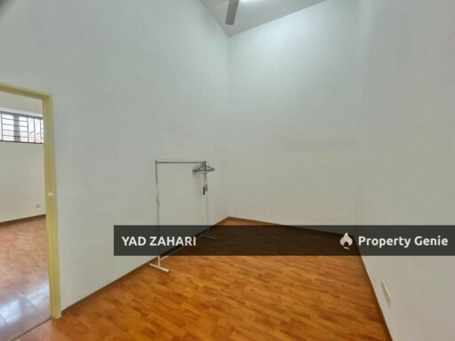 Taman Sutera 3, Kajang | Double Storey Terrace 4 Bedrooms | RM620K - Newly Painted, Freehold & Individual Title