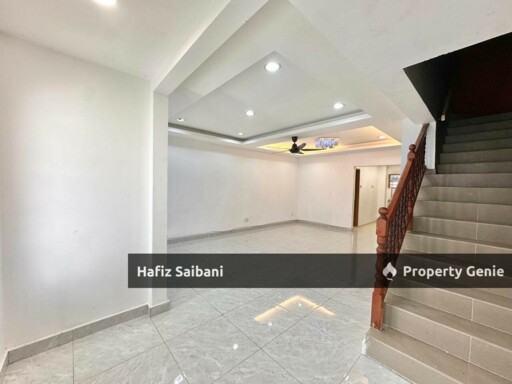 Double Storey Terrace Alam Jaya Bandar Puncak Alam