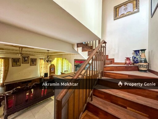 Freehold & Corner Lot | 2 Storey Terrace, Seksyen 6, Bandar Bukit Mahkota Bangi.