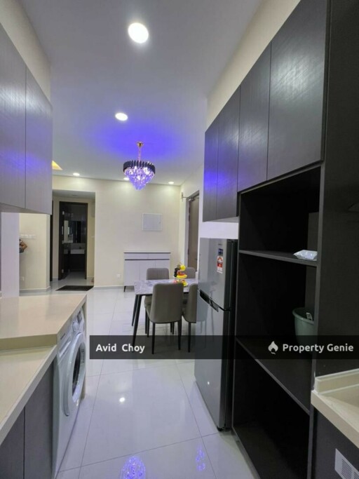 Central Park, 2 Bedrooms (Fully Furnished and Fully Renovated)
