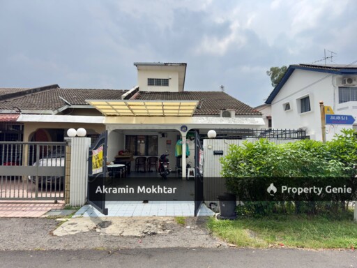 FREEHOLD & RENOVATED | 1.5-STOREY TERRACE END LOT TAMAN SRI MELATI, BATU CAVES