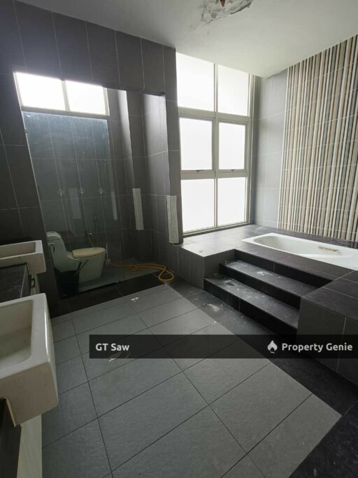 2 Storey Bungalow Amandarii For Sale