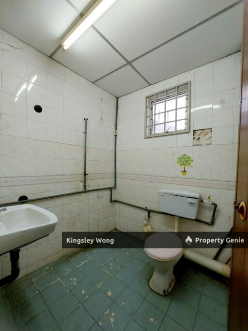 Bercham Warehouse For RENT  30X85 Simple Renovation Near Tambun Tasek Ipoh Garden
