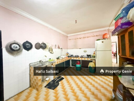 End Lot Single Storey Taman Bunga Melor Klang