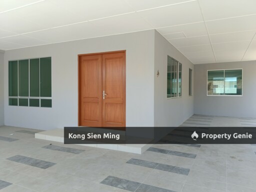 Sibu Double Storey Terrace Corner at Teku Pasai Siong