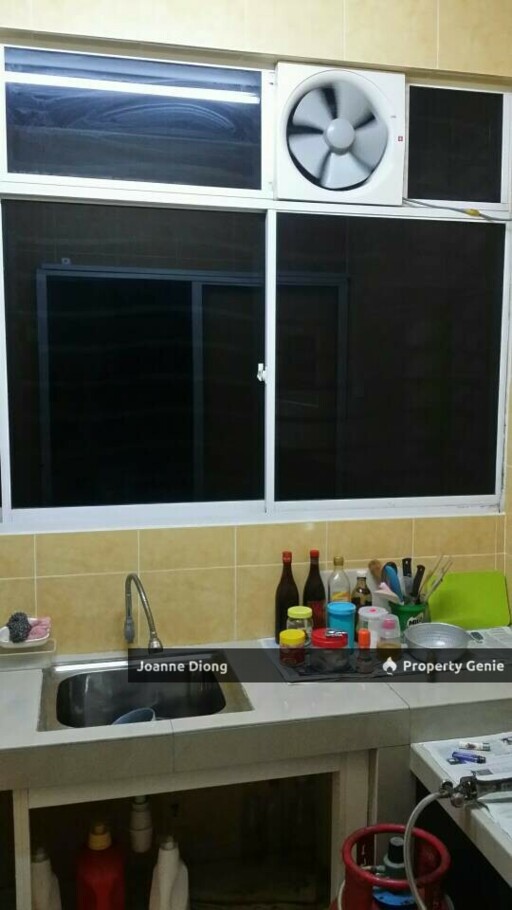 SERI PUTERI CONDO