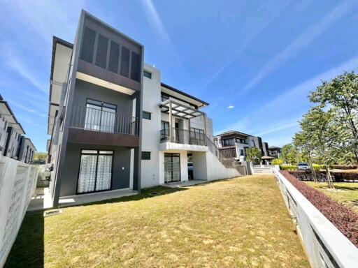 The Mulia Residence