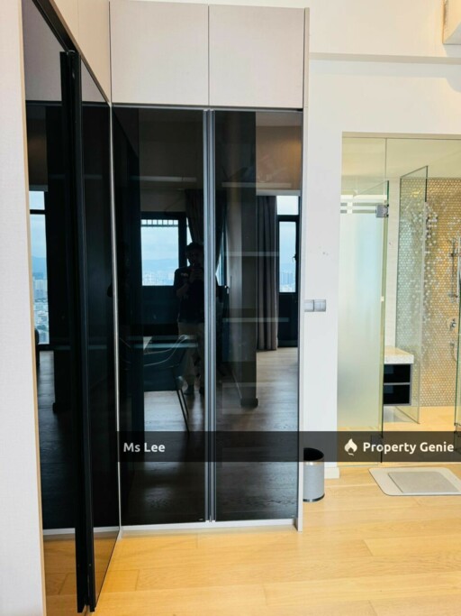 Star Residences One @ KLCC-level 52-Ready Now